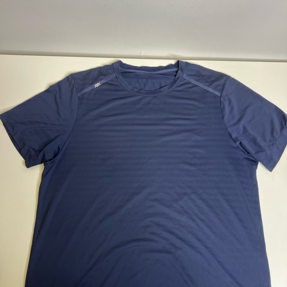 Pair of Men’s Rhone Reign Performance T-Shirt Black and Navy Blue - Size XL - Picture 9 of 15
